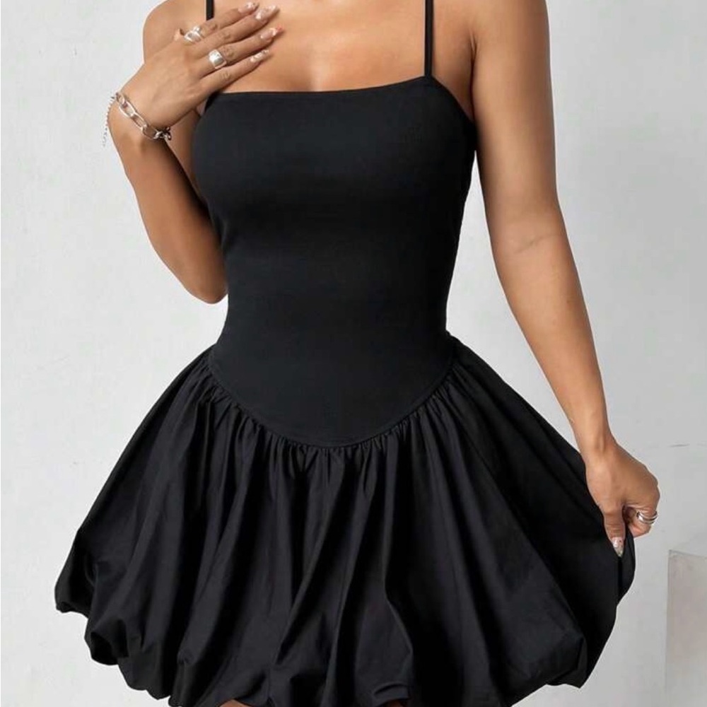 SHEIN Black Spaghetti Strap Bubble-Hem Mini Dress
